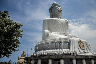 Similar image 15915412