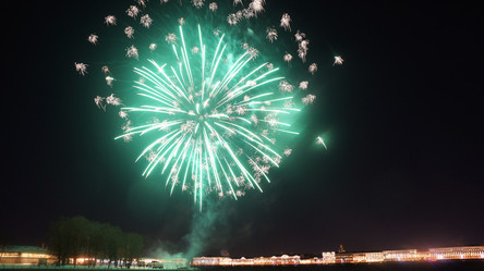 Similar image 15915345