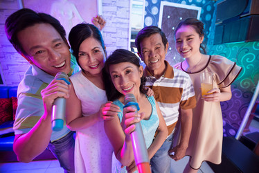 Similar image 15988069