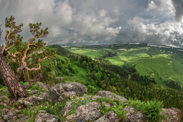 Similar image 15915375