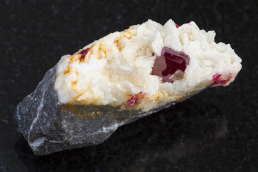 Similar image 16870609