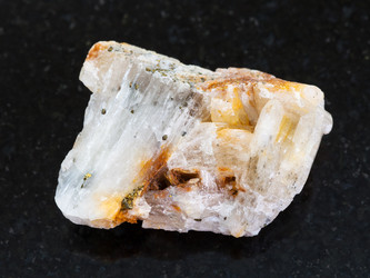 Similar image 16873615