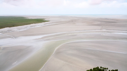 Similar image 17243077