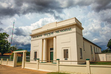 Similar image 17238044