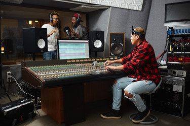 Similar image 17542560