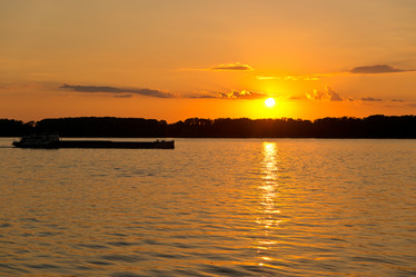 Similar image 17543858