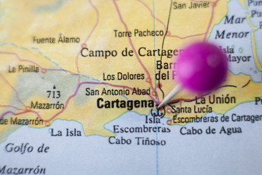 Similar image 18143358