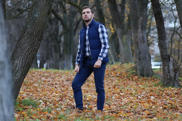 Similar image 18156288