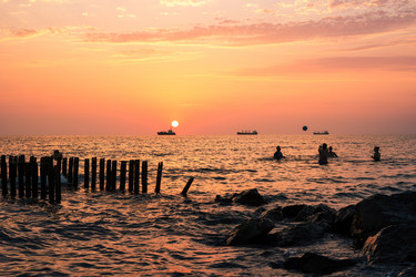 Similar image 18140268