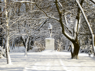 Similar image 18137946