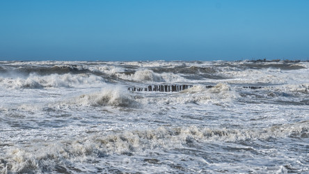 Similar image 18140051