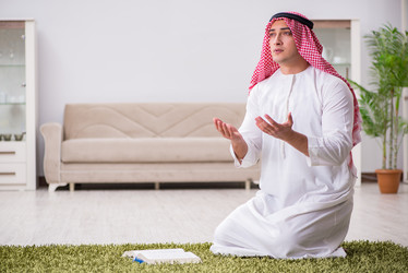 Similar image 18152694