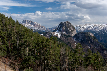 Similar image 17819175