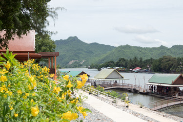 Similar image 17643653