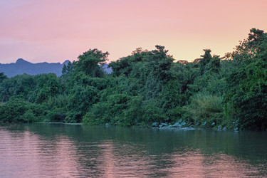 Similar image 17594027