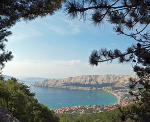 Similar image 17645236