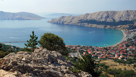 Similar image 17645295