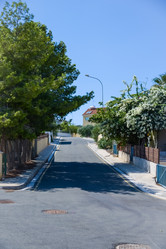 Similar image 18136037