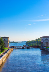 Similar image 17819107