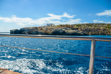 Similar image 17819518