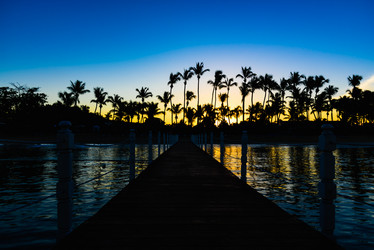 Similar image 18135741