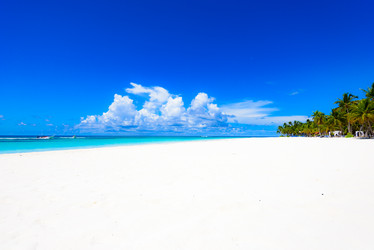 Similar image 18135980