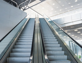 Similar image 18136021