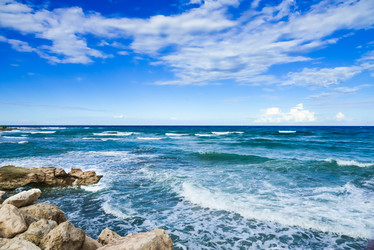 Similar image 18136063