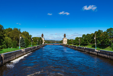 Similar image 18136180