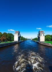 Similar image 18136204