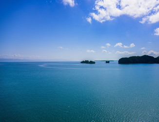 Similar image 18135930