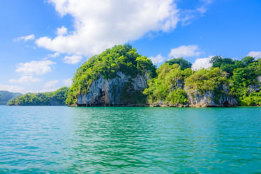 Similar image 18135905