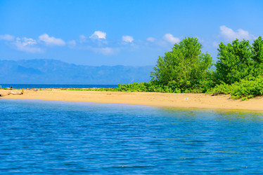 Similar image 18135967