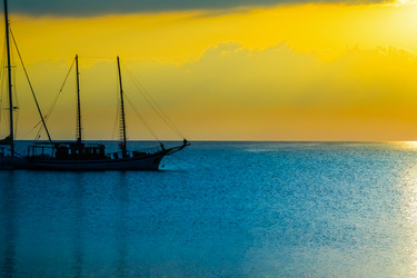 Similar image 18135963