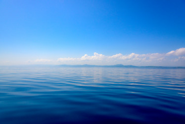 Similar image 18135965