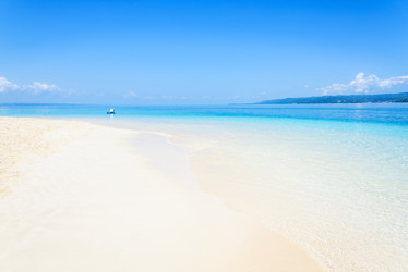 Similar image 18135995