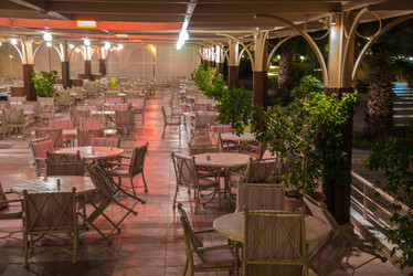 Similar image 18136071