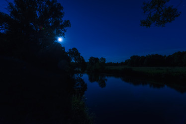 Similar image 17819376