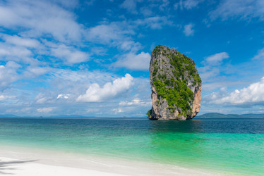 Similar image 18138352