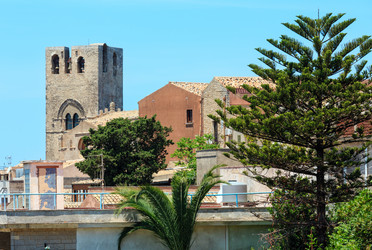 Similar image 18508104