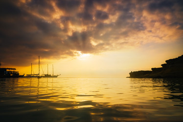 Similar image 18136333