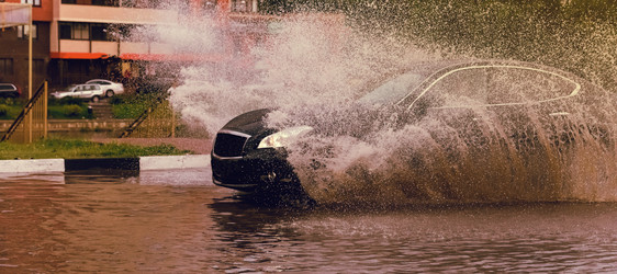 Similar image 18136351