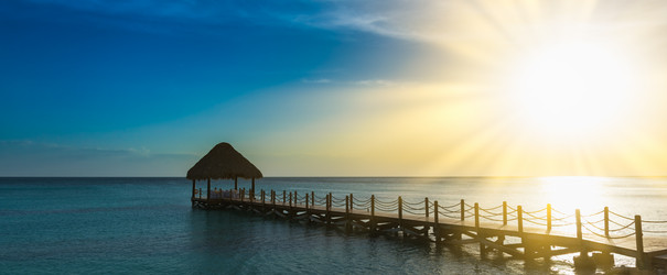 Similar image 18136359