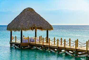 Similar image 18136361