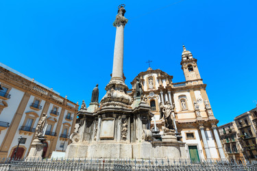 Similar image 18138650