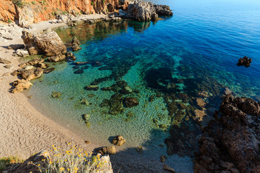 Similar image 18508071