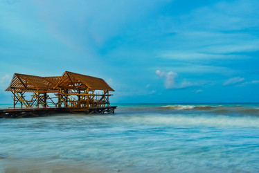 Similar image 18136462