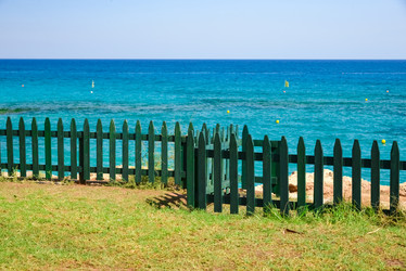 Similar image 18136587