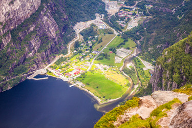 Similar image 17815760