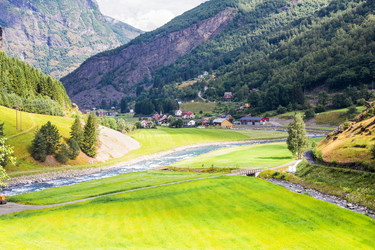 Similar image 17815919